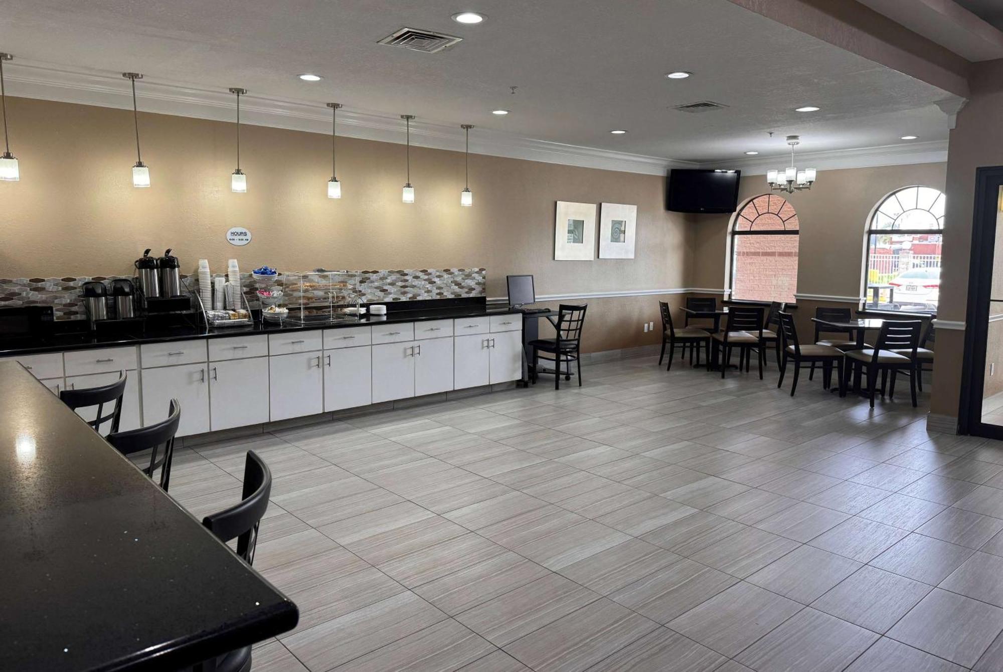 Super 8 By Wyndham Galveston Hotel Exterior foto